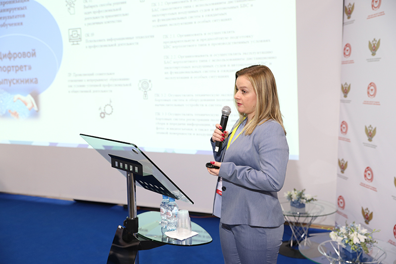 Организация и проведение в Азербайджанской Республике мероприятий по повышению квалификации педагогических работников, преподающих русский язык и учебные предметы на русском языке.